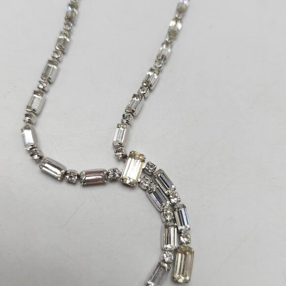 Vintage Kramer Rhinestone Necklace With Baguette and Round Cut Crystals - Picture 5 of 9